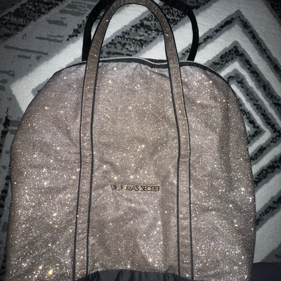 Victoria's Secret Glittering Gold Tote - Picture 6 of 8